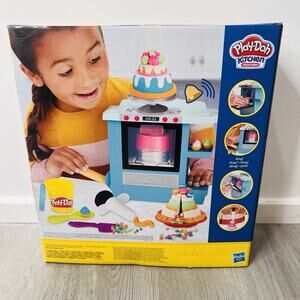 Play-Doh Kitchen Creations Rising Cake Oven Playset